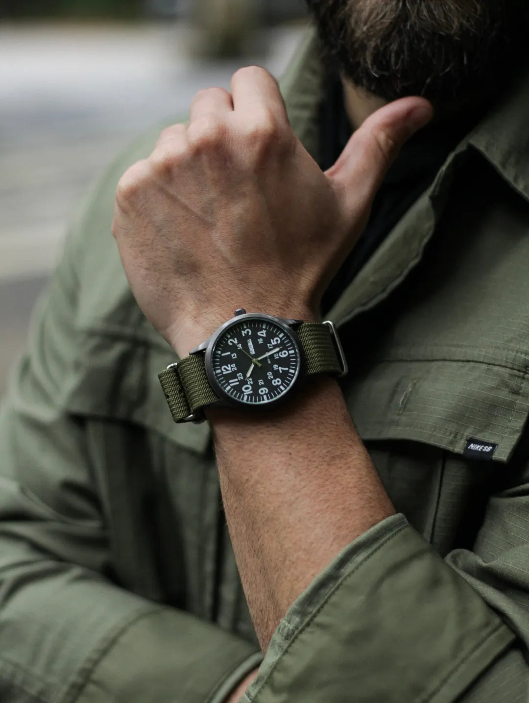 KRAVENOR SENTINEL BLACKOUT - (WATCH + EXTRA STRAP)